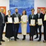 В правительстве региона наградили победителей теннисного турнира марафона «Земля спорта»