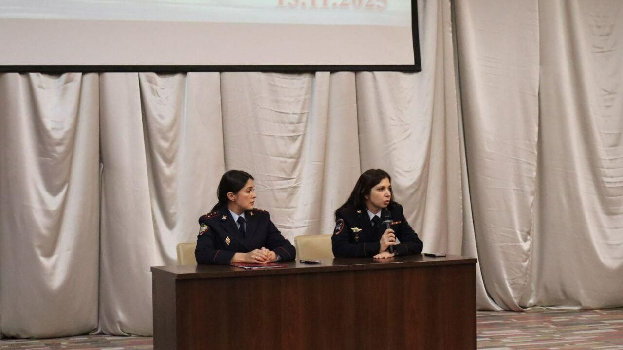 Госавтоинспекция провела краш-курс для курсантов калининградского филиала университета МВД