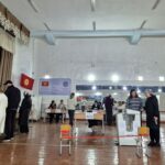 Председатель калининградского облизбиркома наблюдает за парламентскими выборами в Кыргызстане в составе миссии СНГ