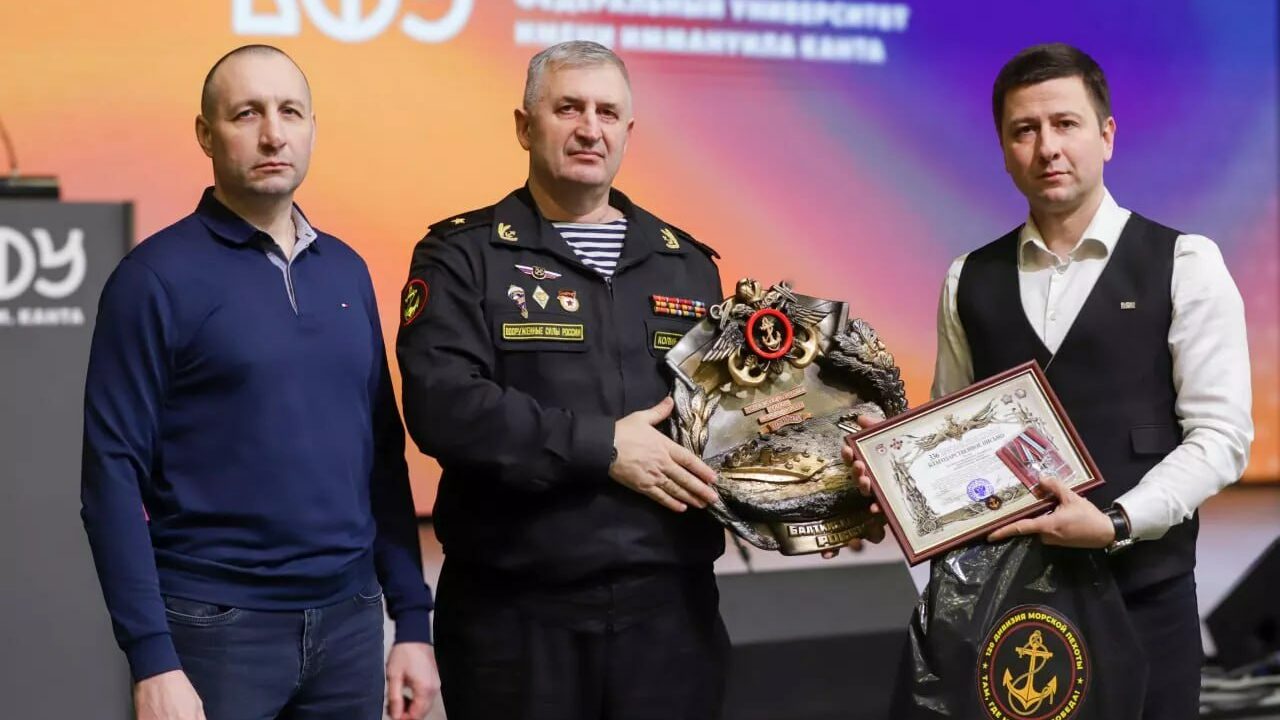 Ректор БФУ получил благодарность от командования Балтийского флота