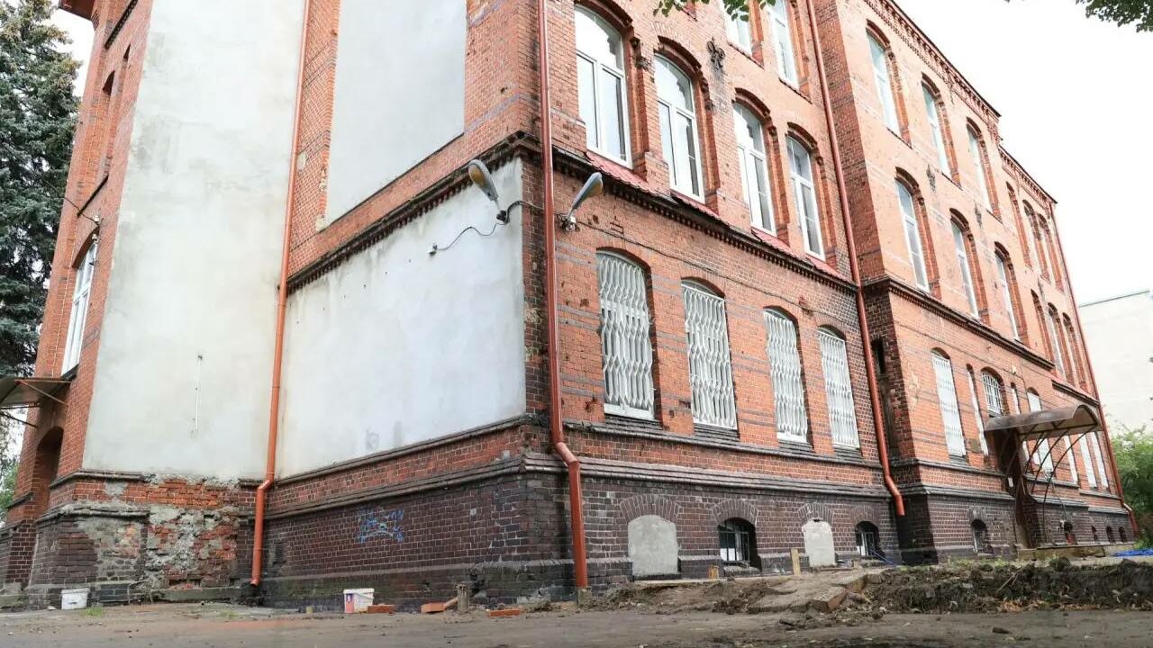 Школу имени Чайковского отремонтируют в историческом здании