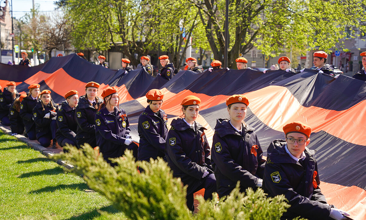 В Калининграде стартовала акция Георгиевская лента